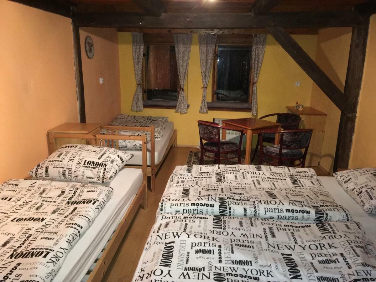 Medvedi Boudy Villa Loučná pod Klínovcem Eksteriør bilde
