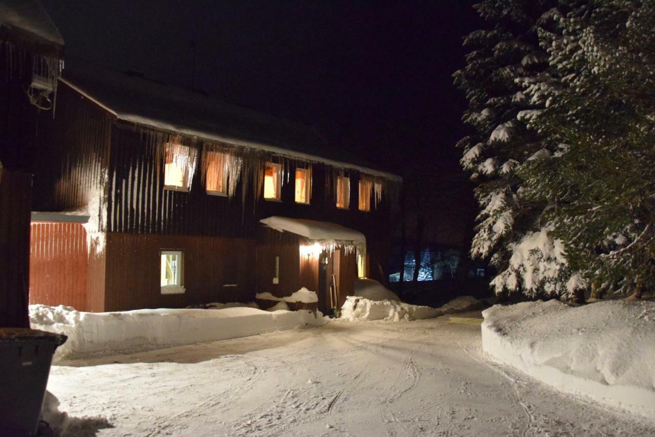Medvedi Boudy Villa Loučná pod Klínovcem Eksteriør bilde
